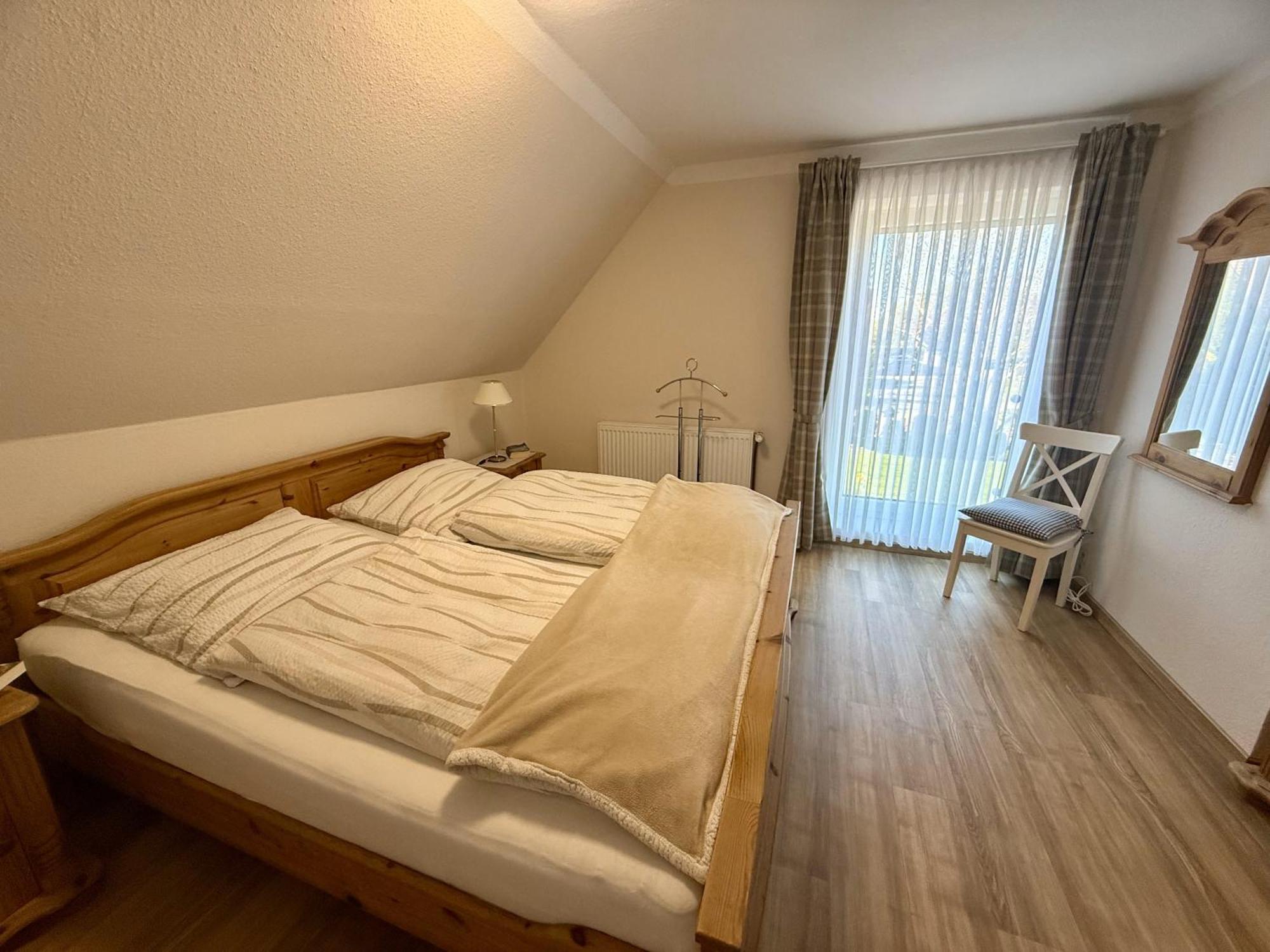 Ferienhaus Blinkfuer Neuharlingersiel Exterior foto